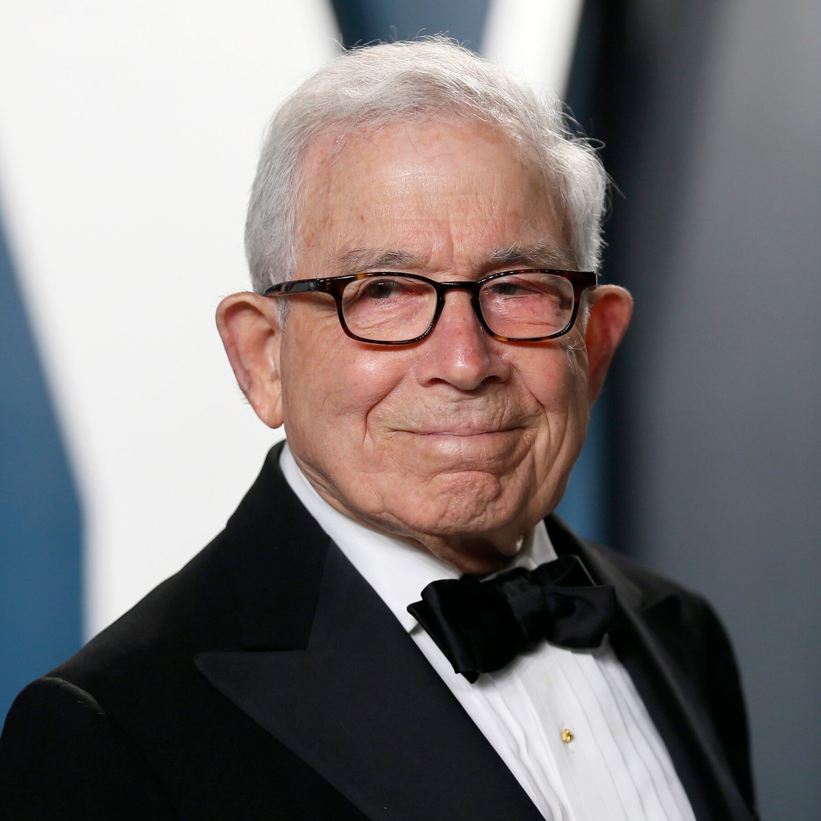 Donald E. Newhouse, Low-Profile Heir to a Media Empire, Dies at 96