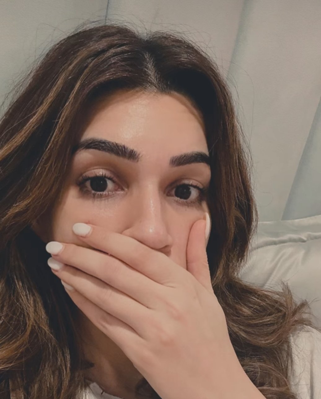 Kriti Sanon gives a glimpse into her foodie ‘paratha’ moment, says ‘stomach growls at me’