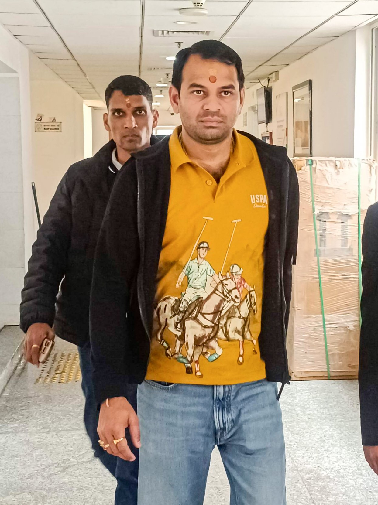 FIR against Tej Pratap Yadav in Patna for forcibly entering Anushka Yadav's house