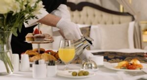 FDA suspends licences of 6 eateries in Maharashtra for unhygienic kitchens, expired food