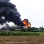 Fire broke out after LPG tanker overturns in Kaushambi