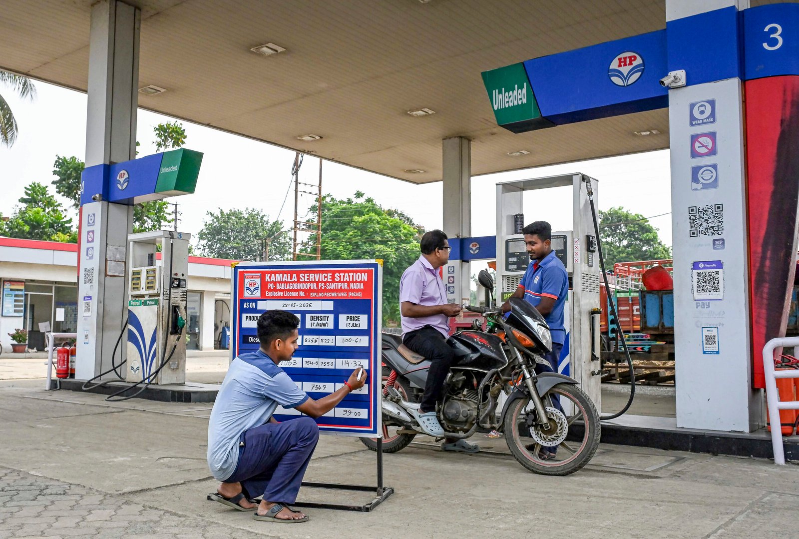 Higher petrol, diesel prices threaten to rekindle inflation pressures