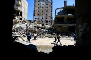 Israeli airstrike hits Lebanon after ceasefire takes effect