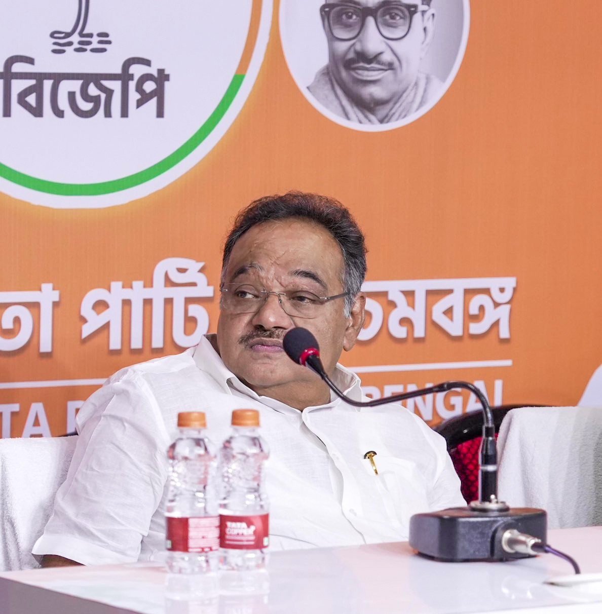 West Bengal Budget 2026: Samik Bhattacharya Praises CM Suvendu Adhikari, FM Swapan Dasgupta for 'People-Oriented' Budget