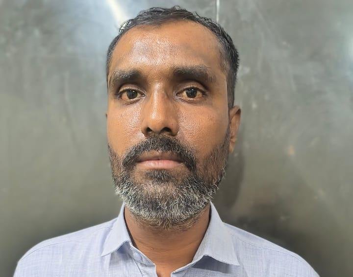 Gujarat Anti-Corruption Bureau officials conducting a trap operation and confiscating evidence in Amreli district