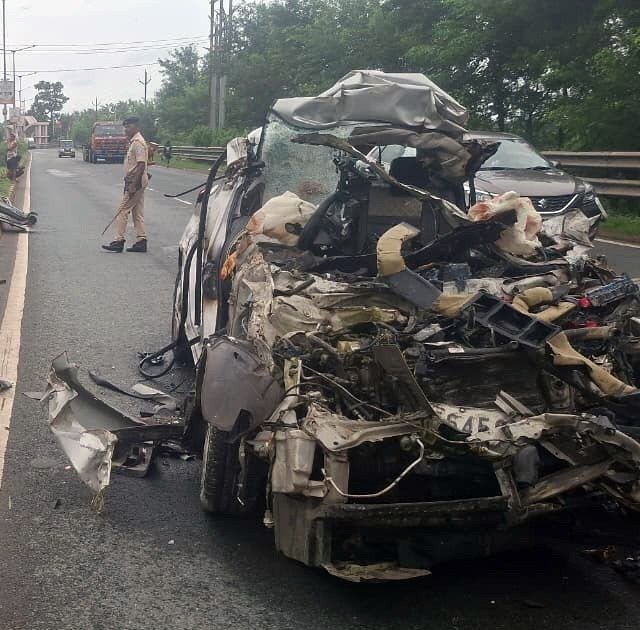 Jamshedpur: Jharkhand minister Dipika Pandey Singh’s daughter was among four people killed when the car they were travelling in collided with a stationary truck in Jamshedpur city on Thursday, police said.