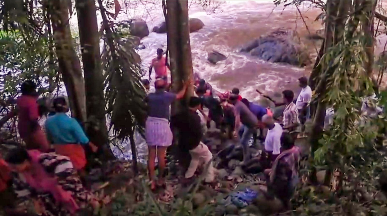 ndrf rescue team conducts search operation in kottapuzha river nilambur