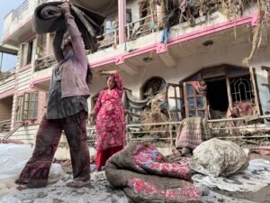 Over 1,250 Dead, 4,200 Missing in Nepal Floods; Government Plans Nationwide Reconstruction Drive