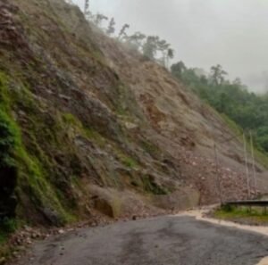 Multiple Trains Halted After Murshidabad Landslide; Latest Restoration Updates