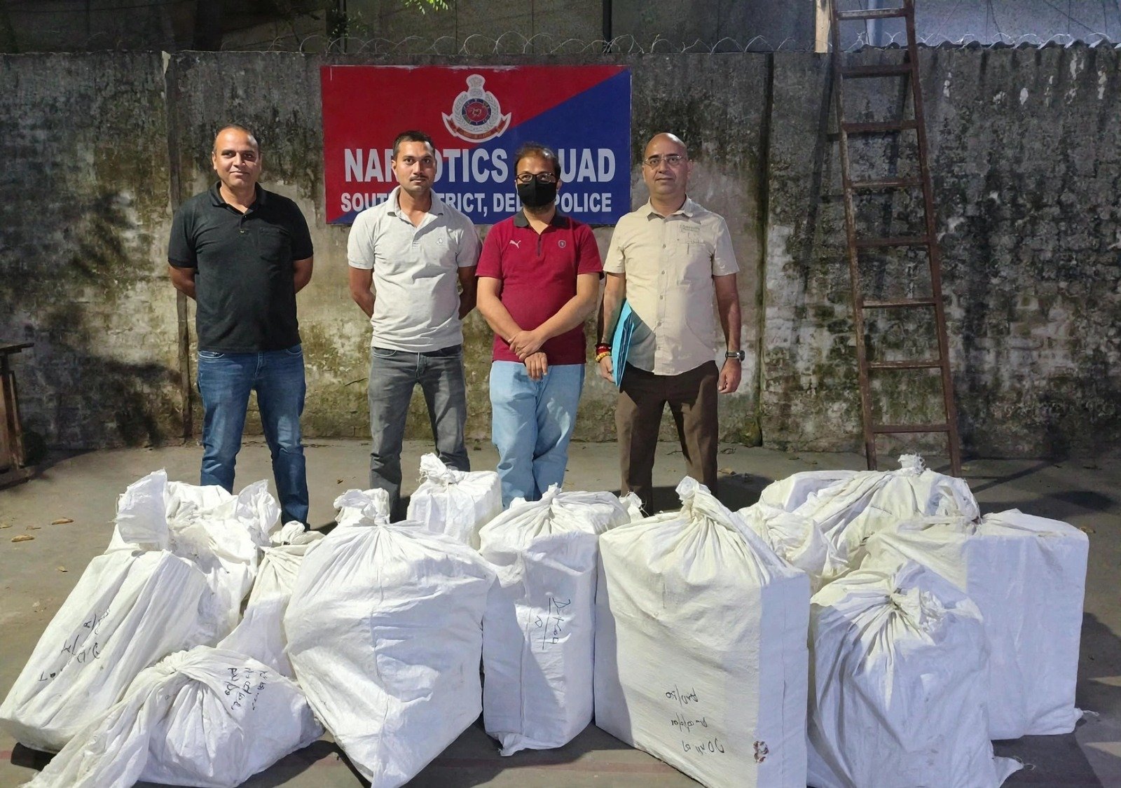 Delhi Police South District Anti-Narcotics Squad seized 265 kg of illegal firecrackers in Madangir and arrested a Neb Sarai trader ahead of Diwali.