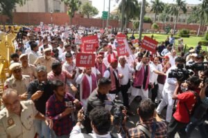 INDIA Bloc MPs March to ECI Headquarters Demanding CEC Gyanesh Kumar’s Resignation