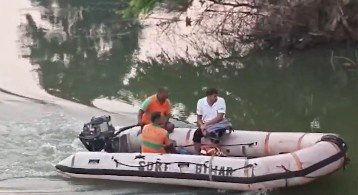 At Least 13 Dead as Boat Overturns in Ganga River; Search Operation Underway
