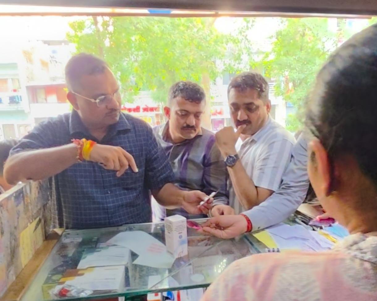 Over 18,000 Tablets of Spasmo Proxyvon, Codeine Syrups Seized in Surat