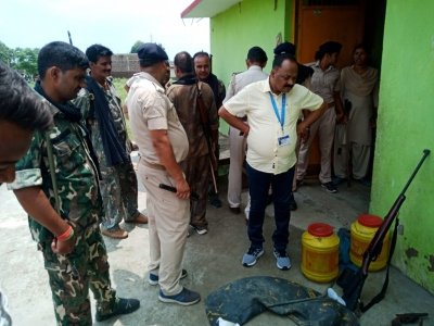 west bengal stf sleuths seize illegal firearms during raid in kolkata